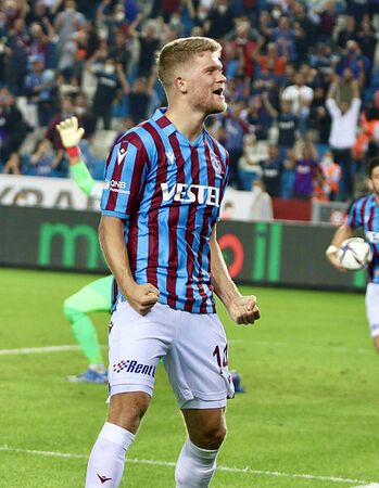 Trabzonspor’un şampiyonluk kadrosundaydı! Şampiyonlar Lig'inde estiriyor!